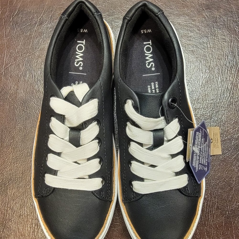 TOMS Alex Black Leather Sneakers